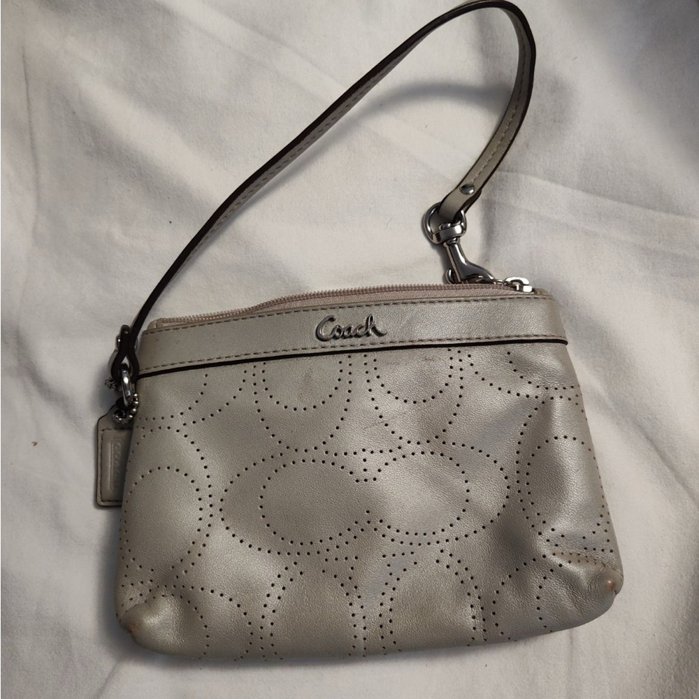 Authentic pre loved grey coach bag!
